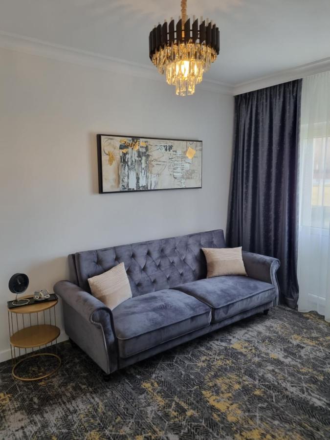 Tesa Boutique Hotel Tirgu Neamt Εξωτερικό φωτογραφία