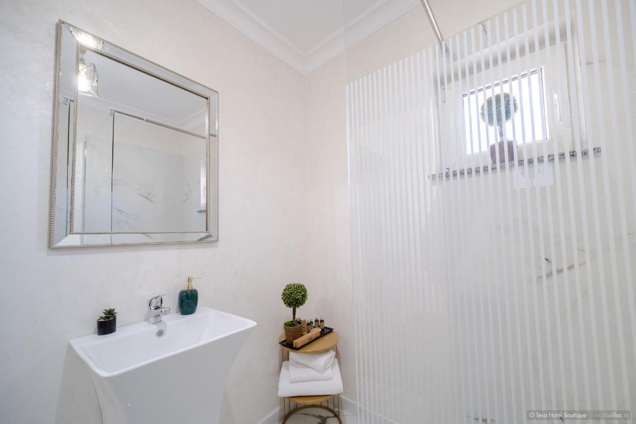 Tesa Boutique Hotel Tirgu Neamt Εξωτερικό φωτογραφία