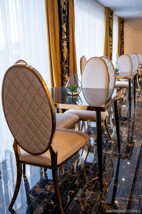 Tesa Boutique Hotel Tirgu Neamt Εξωτερικό φωτογραφία