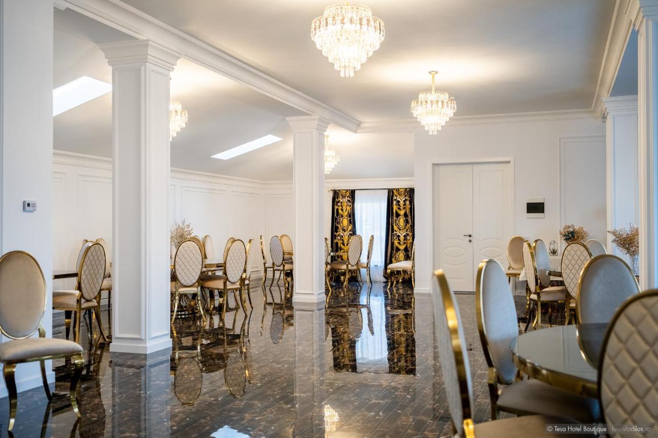 Tesa Boutique Hotel Tirgu Neamt Εξωτερικό φωτογραφία