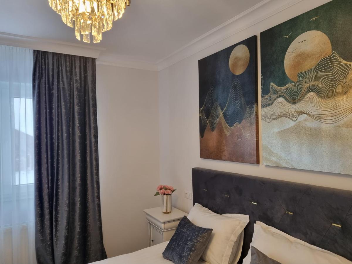 Tesa Boutique Hotel Tirgu Neamt Εξωτερικό φωτογραφία